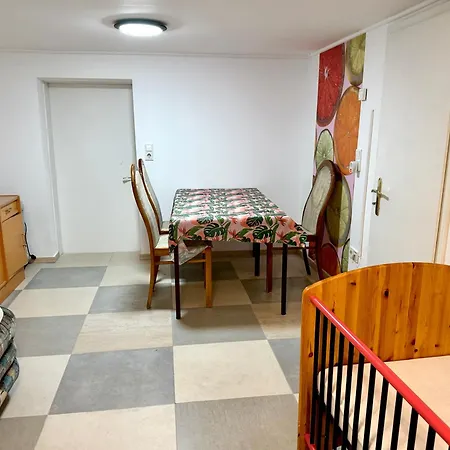 Appartement Panda1 Charmante, Moeblierte Im Panda-stil Bad Hersfeld