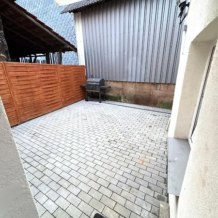 Panda1 Charmante, Moeblierte Im Panda-stil Appartement Bad Hersfeld