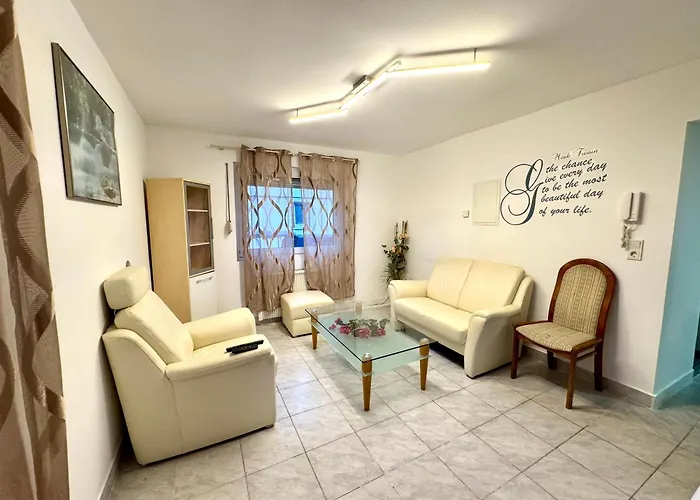 Διαμέρισμα Panda1 Charmante, Moeblierte Im Panda-stil *