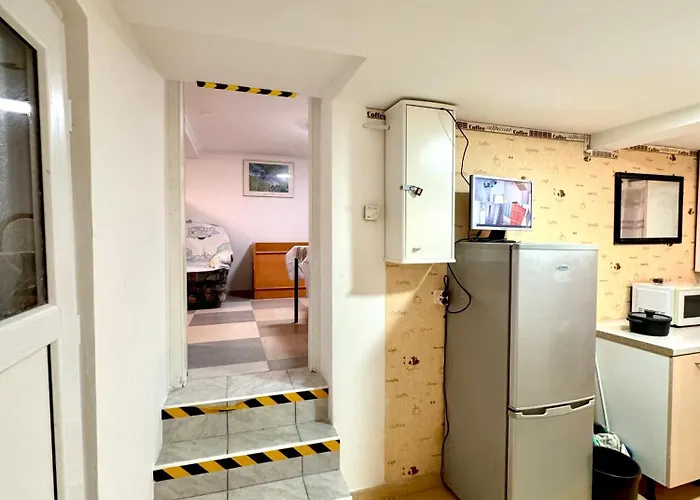 Διαμέρισμα Panda1 Charmante, Moeblierte Im Panda-stil